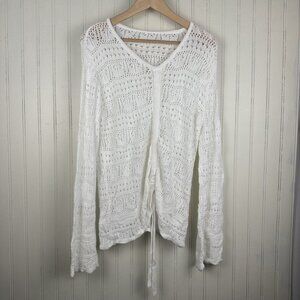 White Lightweight Knit Long Sleeve Top In Size Medium With Adjustable Front